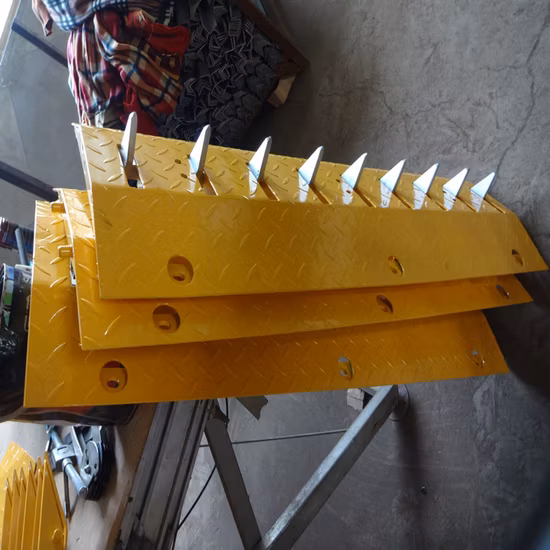 Durable Iron Made Maunal Traffic Tyre Killer